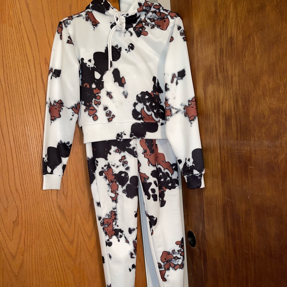 XS FashionNova Jogger Set